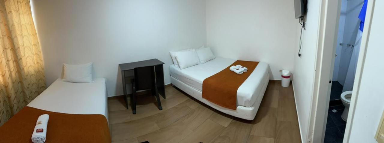 Hotel Embassy Star — Fotos 3
